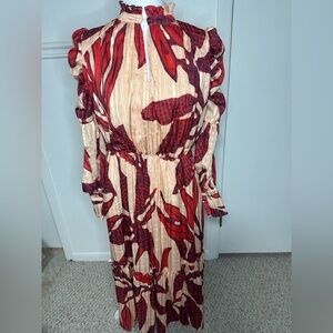 Ciebon Eryn Blush Elegant Long Pletted Sleeve Dress size M NWT